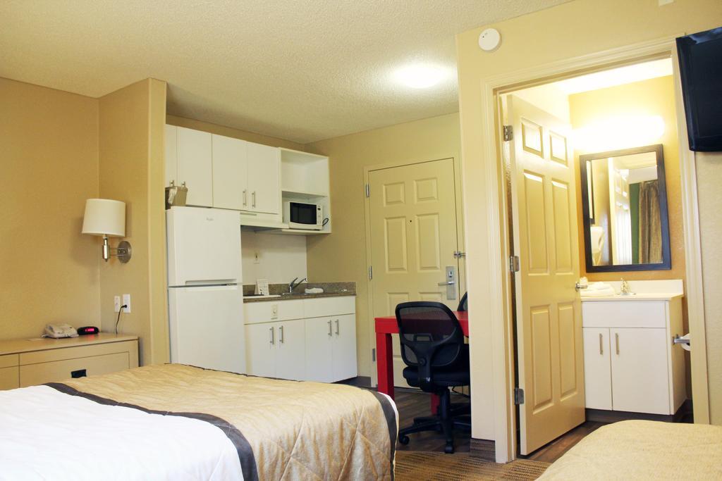 Extended Stay America Select Suites - Chesapeake - Churchland Blvd Exterior foto